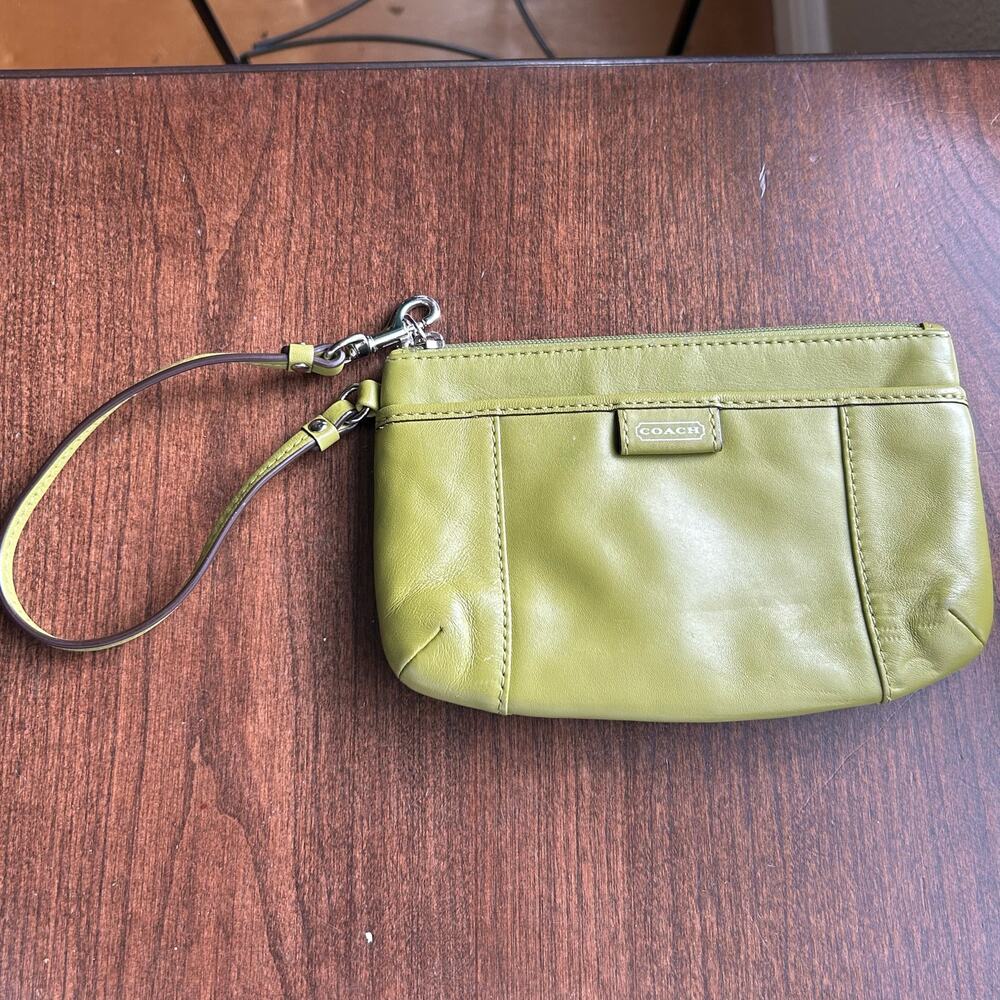 Vintage Coach Y2K 00's Coach Signature Mini Clutch avocado green